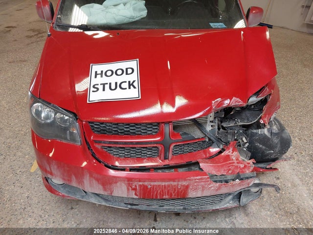 20252846 :رقم المزاد ، 2C4RDGEG6GR216185 vin ، 2016 Dodge Grand Caravan R/t مزاد بيع