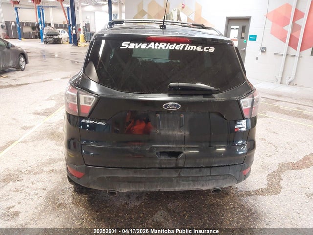 1FMCU9GD3HUC15502 Ford ESCAPE SE