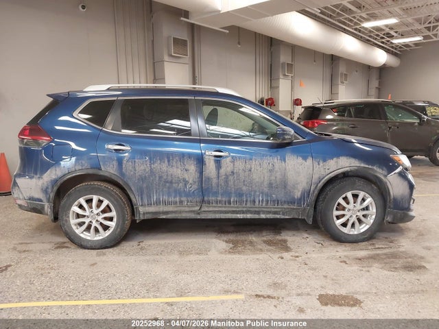 5N1AT2MV4JC804360 Nissan ROGUE SV