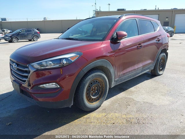 KM8J3CA44GU136533 Hyundai Tucson
