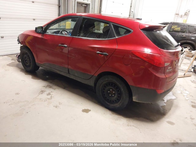 KM8JT3AF8FU119055 Hyundai Tucson Gl
