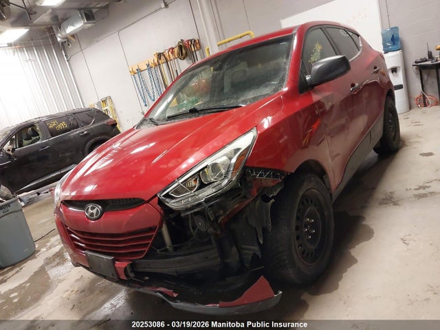 KM8JT3AF8FU119055 Hyundai Tucson Gl