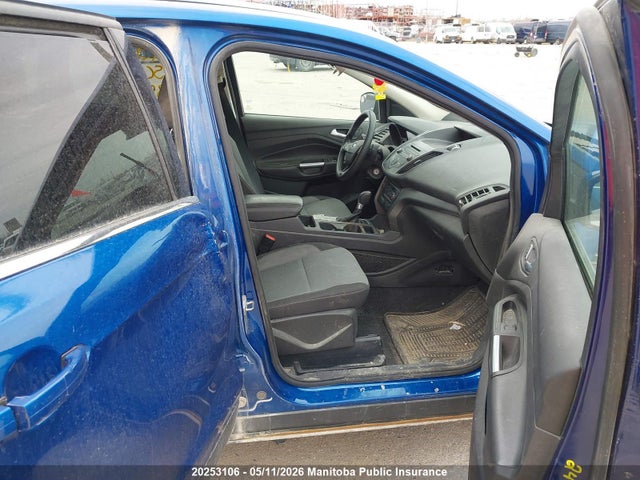 1FMCU9GD4HUA85651 Ford ESCAPE SE