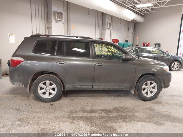 2010 Toyota Highlander Sport V6 მანქანა იყიდება აუქციონზე, vin: 5TDJK3EH1AS003860, აუქციონის ნომერი: 20253111