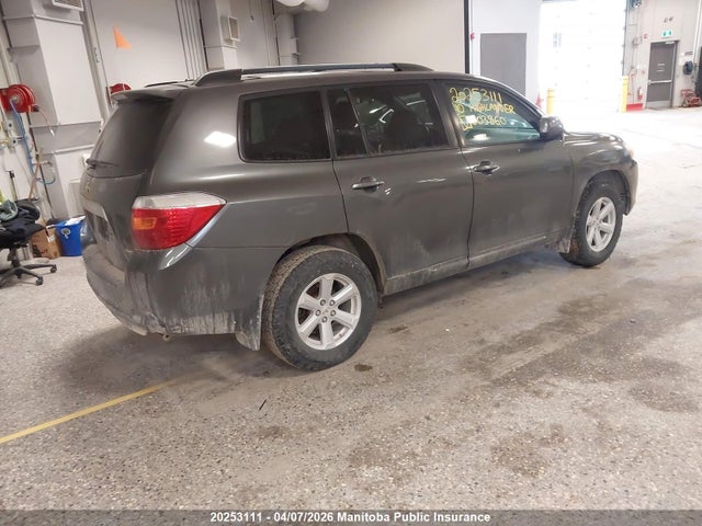 2010 Toyota Highlander Sport V6 მანქანა იყიდება აუქციონზე, vin: 5TDJK3EH1AS003860, აუქციონის ნომერი: 20253111