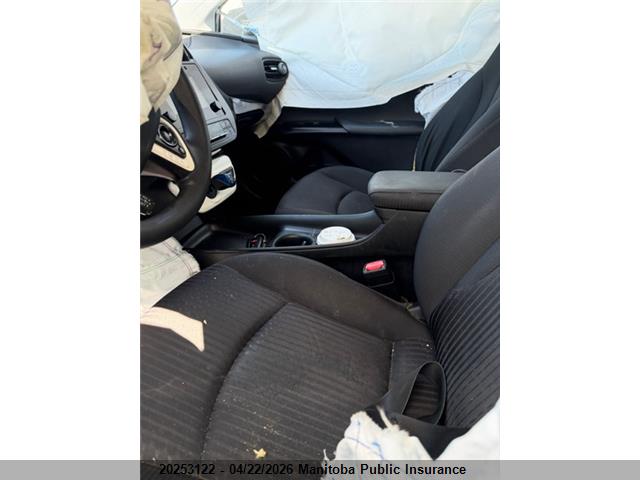 JTDKBRFU8H3027684 Toyota Prius