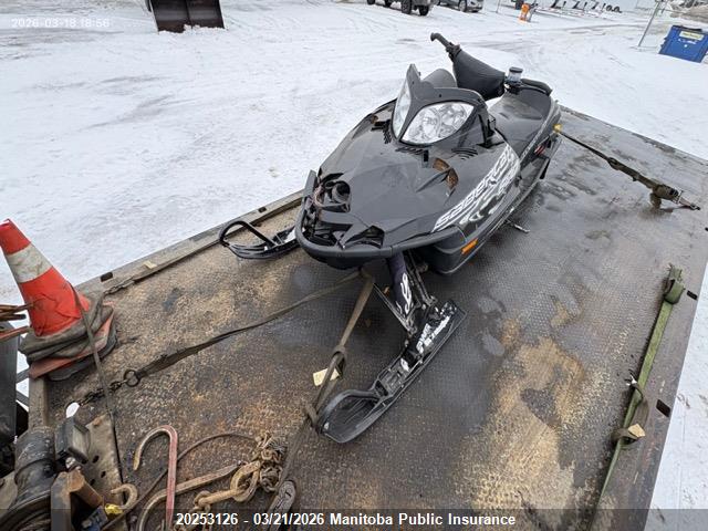 20253126 :رقم المزاد ، 4UF05SNW05T138663 vin ، 2005 Arctic Cat Sabercat 600 Efi Lx مزاد بيع