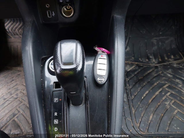 20253131 :رقم المزاد ، 3N1CN8DV3ML808633 vin ، 2021 Nissan Versa 1.6 S مزاد بيع