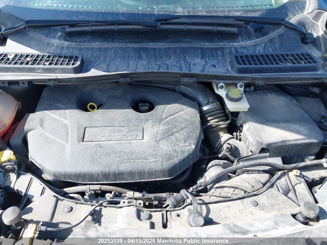 1FMCU9H97KUB88726 Ford ESCAPE SEL