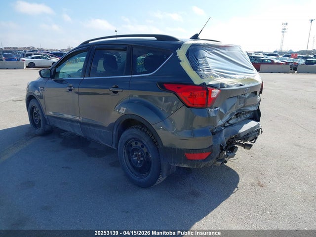 1FMCU9H97KUB88726 Ford ESCAPE SEL