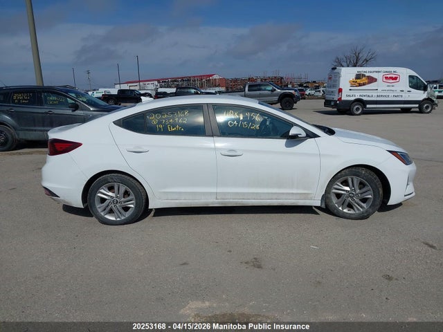 KMHD84LFXKU734962 Hyundai Elantra Preferred