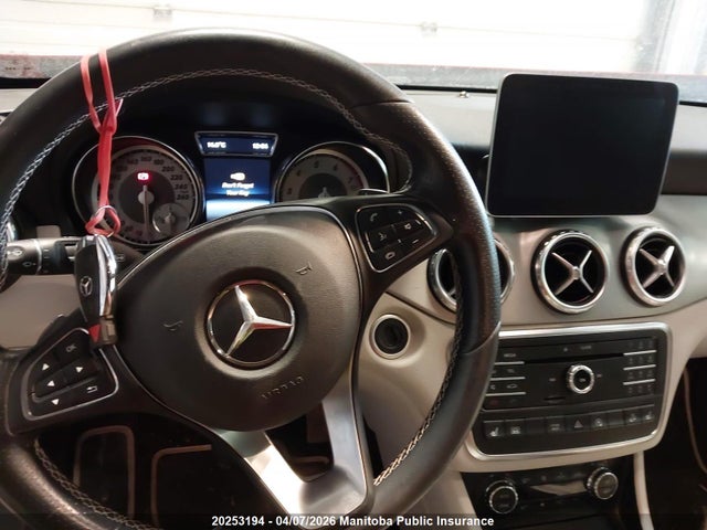 20253194 :رقم المزاد ، WDCTG4GB4HJ338007 vin ، 2017 Mercedes Benz Gla250 مزاد بيع