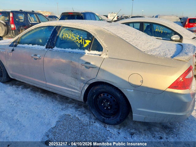 2010 Ford Fusion Se მანქანა იყიდება აუქციონზე, vin: 3FAHP0HA8AR330116, აუქციონის ნომერი: 20253217