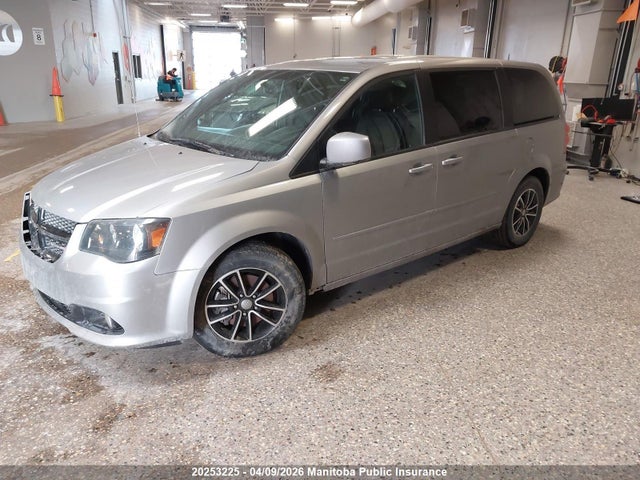 20253225 :رقم المزاد ، 2C4RDGBG6HR686299 vin ، 2017 Dodge Grand Caravan Se مزاد بيع