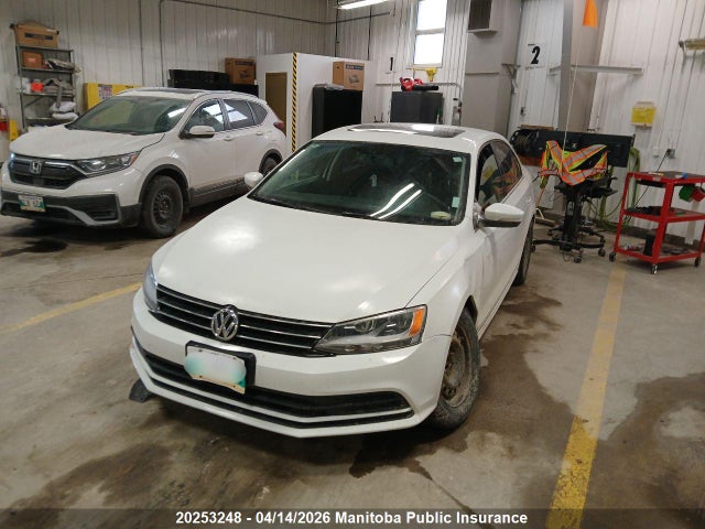 20253248 :رقم المزاد ، 3VW2K7AJ1FM330378 vin ، 2015 Volkswagen Jetta 2.0 مزاد بيع