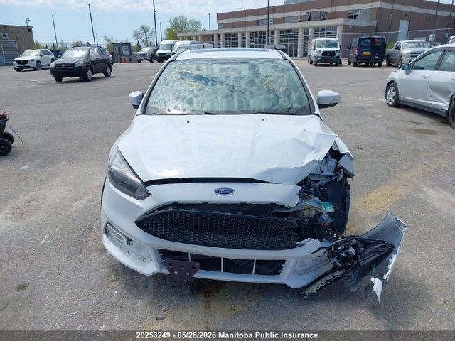 1FADP3L94HL334914 Ford FOCUS ST