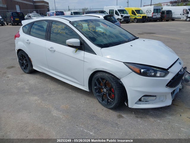 1FADP3L94HL334914 Ford FOCUS ST