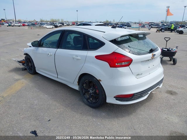 1FADP3L94HL334914 Ford FOCUS ST