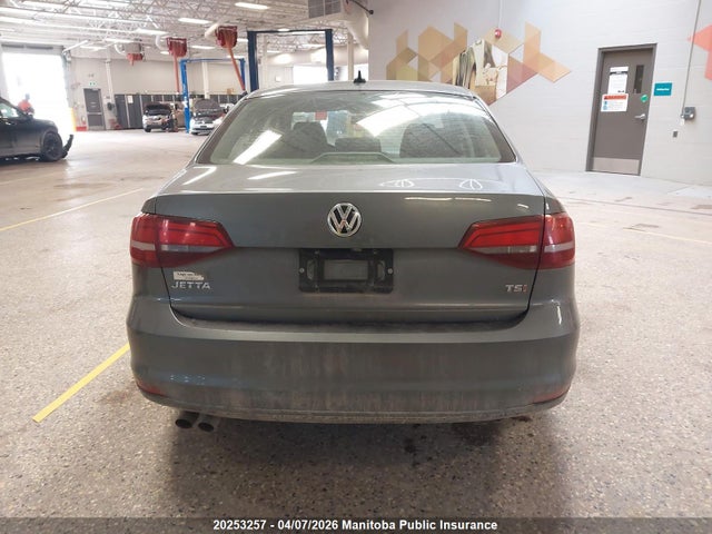 2017 Volkswagen Jetta 1.4 Tsi მანქანა იყიდება აუქციონზე, vin: 3VW2B7AJ5HM344058, აუქციონის ნომერი: 20253257