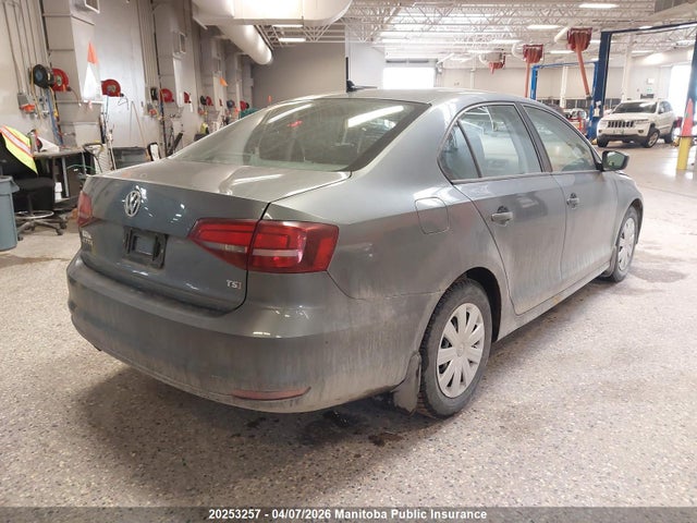 2017 Volkswagen Jetta 1.4 Tsi მანქანა იყიდება აუქციონზე, vin: 3VW2B7AJ5HM344058, აუქციონის ნომერი: 20253257