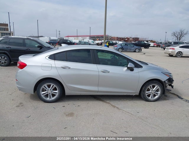 20253281 :رقم المزاد ، 3G1BE5SM7HS505621 vin ، 2017 Chevrolet Cruze Lt Turbo مزاد بيع