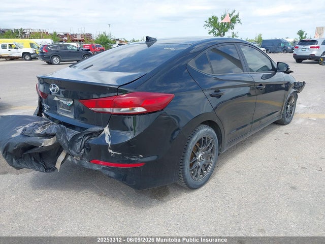 KMHD84LF1HU266760 Hyundai ELANTRA GL
