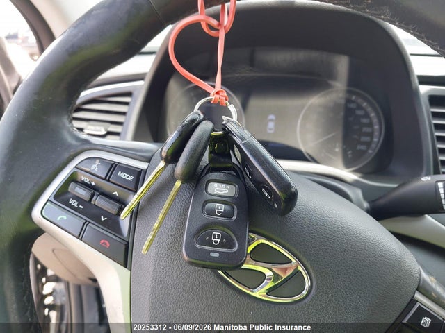 KMHD84LF1HU266760 Hyundai ELANTRA GL