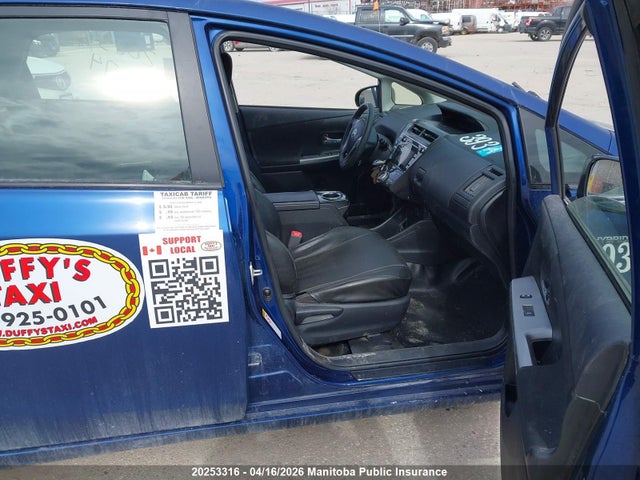 JTDZN3EU4FJ036329 Toyota PRIUS V