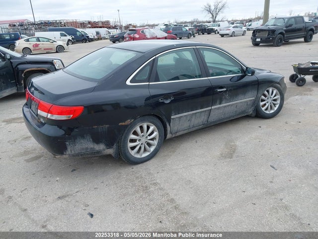 2006 Hyundai Azera მანქანა იყიდება აუქციონზე, vin: KMHFC46F06A051050, აუქციონის ნომერი: 20253318