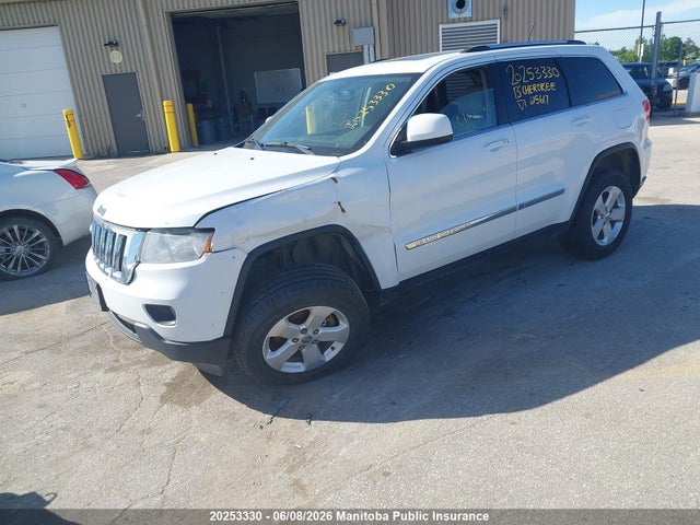 Продаж на аукціоні авто 2013 Jeep Grand Cherokee Laredo, vin: 1C4RJFAG3DC615617, номер лоту: 20253330