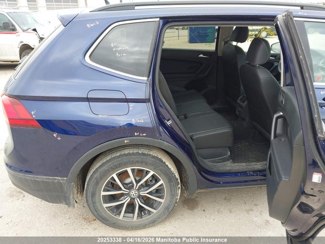 3VV2B7AX4MM056387 Volkswagen Tiguan Comfortline 2.0 Tsi