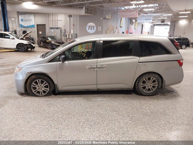 20253347 :رقم المزاد ، 5FNRL5H49CB505883 vin ، 2012 Honda Odyssey Ex مزاد بيع