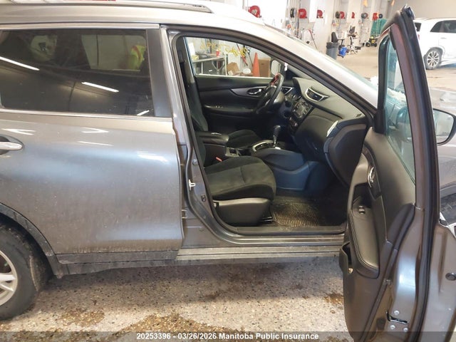 2016 Nissan Rogue Sv მანქანა იყიდება აუქციონზე, vin: 5N1AT2MV6GC817023, აუქციონის ნომერი: 20253396