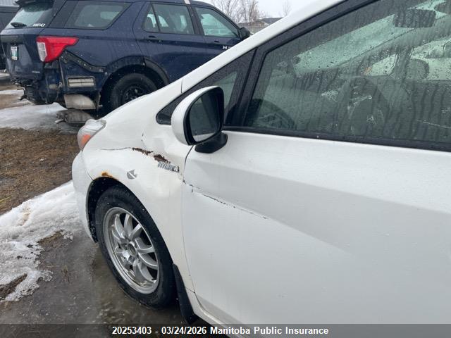 20253403 :رقم المزاد ، JTDZN3EU8FJ036320 vin ، 2015 Toyota Prius V مزاد بيع