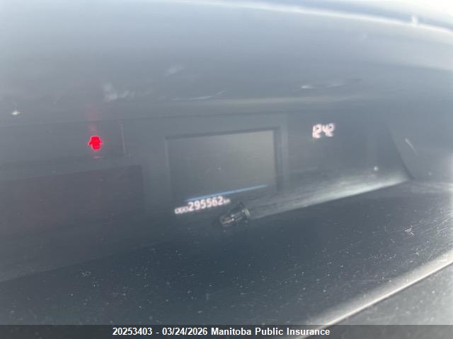 20253403 :رقم المزاد ، JTDZN3EU8FJ036320 vin ، 2015 Toyota Prius V مزاد بيع