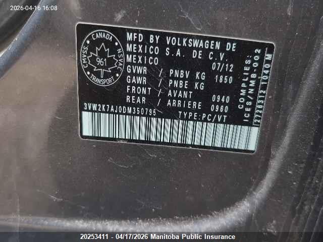 20253411 :رقم المزاد ، 3VW2K7AJ0DM350795 vin ، 2013 Volkswagen Jetta 2.0 مزاد بيع