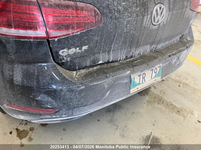 3VWG17AU0JM255992 Volkswagen Golf 1.8 Tsi