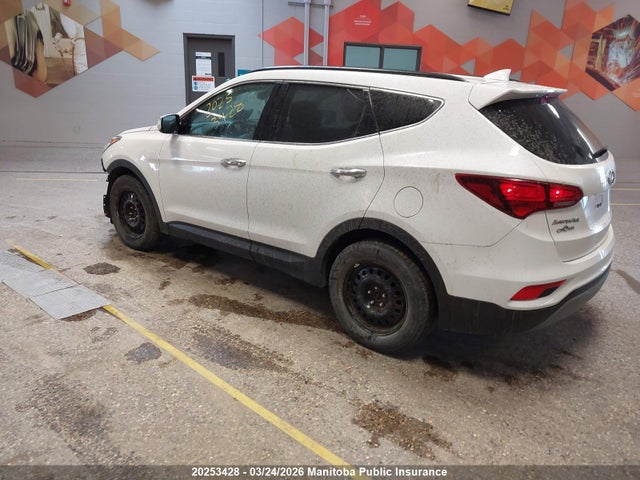 5XYZUDLB0JG548026 Hyundai SANTA FE SPORT