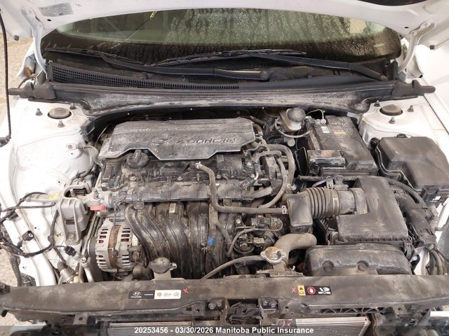 KMHLM4AG1PU603056 Hyundai Elantra Essential