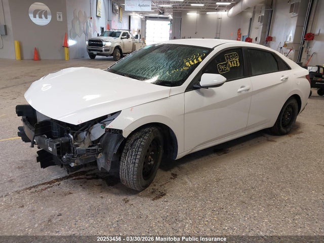 KMHLM4AG1PU603056 Hyundai Elantra Essential
