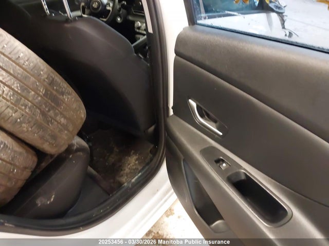 KMHLM4AG1PU603056 Hyundai Elantra Essential