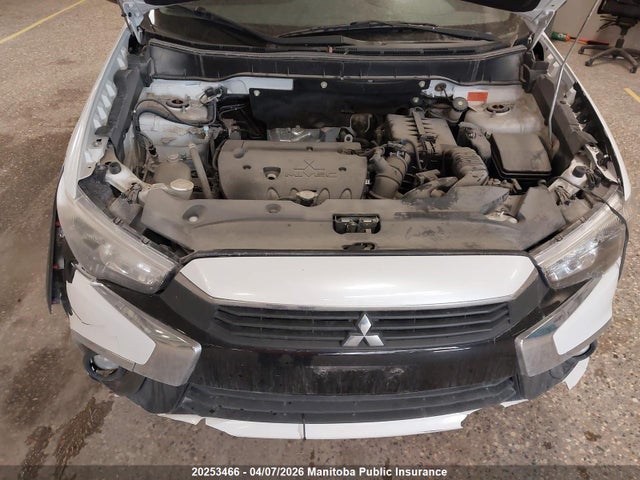 JA4AJ3AUXGZ607009 Mitsubishi RVR SE