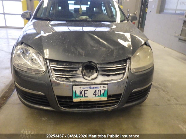 2008 Volkswagen Jetta 2.5 მანქანა იყიდება აუქციონზე, vin: 3VWJM31K78M027986, აუქციონის ნომერი: 20253467