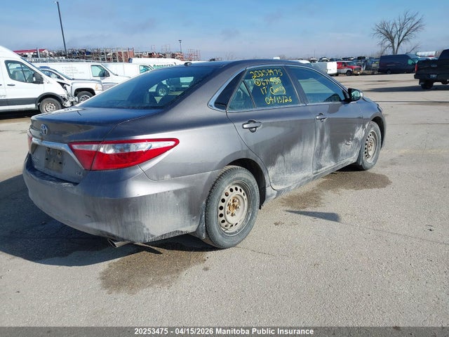 4T1BF1FKXHU671455 Toyota CAMRY XLE