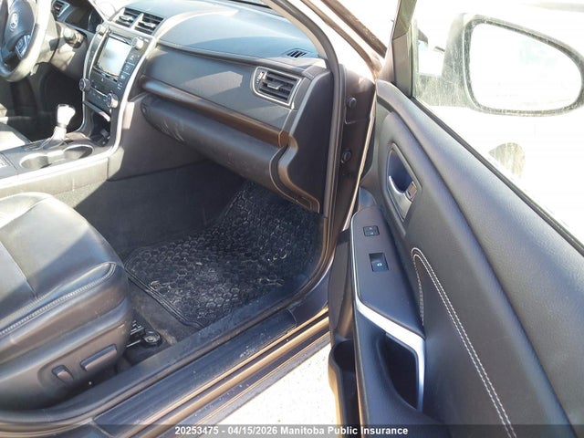4T1BF1FKXHU671455 Toyota CAMRY XLE