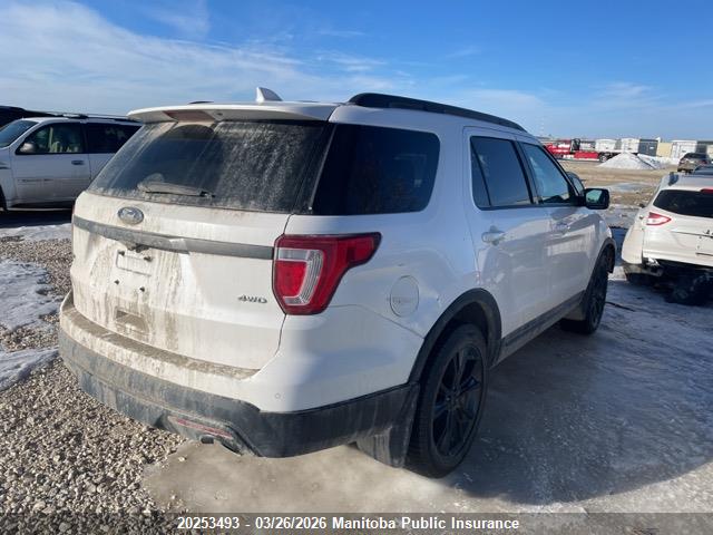 1FM5K8D81HGD60780 Ford EXPLORER XLT