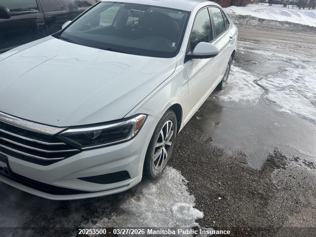 20253500 :رقم المزاد ، 3VWCB7BU5LM011445 vin ، 2020 Volkswagen Jetta Comfortline 1.4 Tsi مزاد بيع