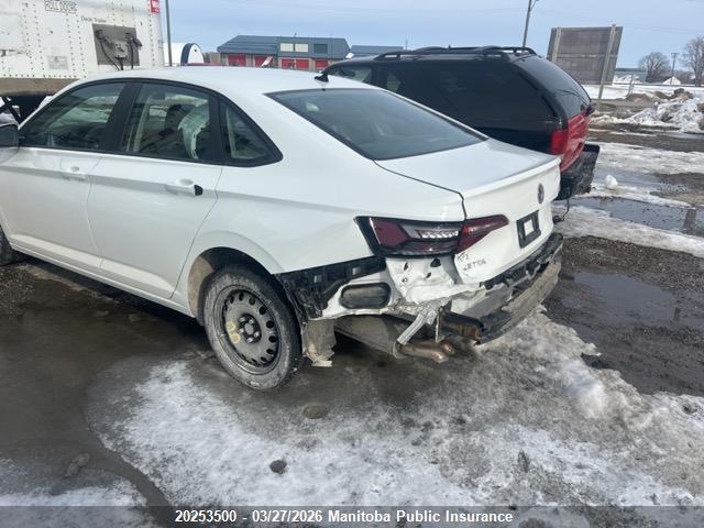 20253500 :رقم المزاد ، 3VWCB7BU5LM011445 vin ، 2020 Volkswagen Jetta Comfortline 1.4 Tsi مزاد بيع