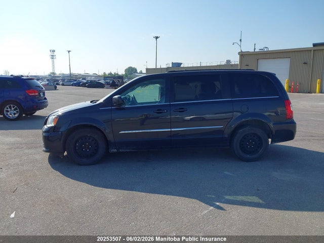 2014 Chrysler Town & Country Touring მანქანა იყიდება აუქციონზე, vin: 2C4RC1BG2ER351195, აუქციონის ნომერი: 20253507