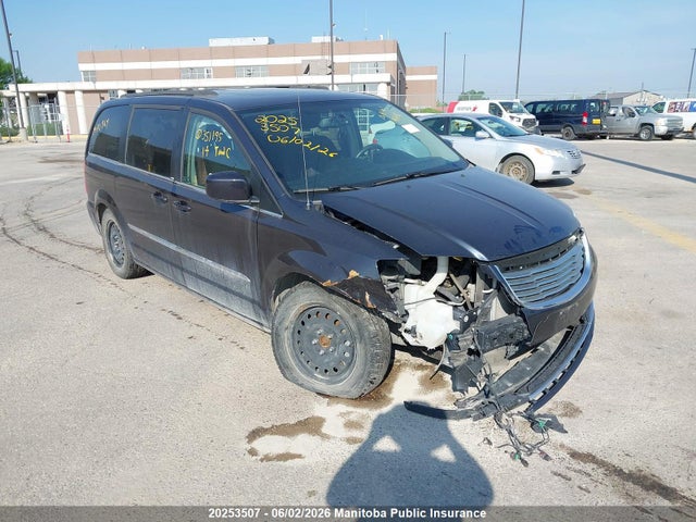 2014 Chrysler Town & Country Touring მანქანა იყიდება აუქციონზე, vin: 2C4RC1BG2ER351195, აუქციონის ნომერი: 20253507